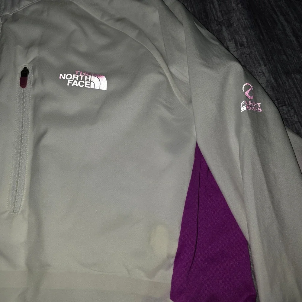 The North Face Flight‎ Series Womens Medium White Purple Running Jacket FlashDry
